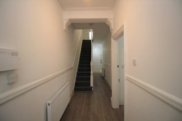6 bed flat, Scarsdale Road, Victoria Park, Manchester, M145PS - Image 2
